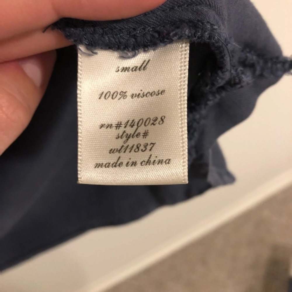 Button down - Picture 6 of 7